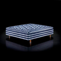 Cama de lujo de tela de cuadros azules y blancos Superia by Hästens - bdhome Marbella